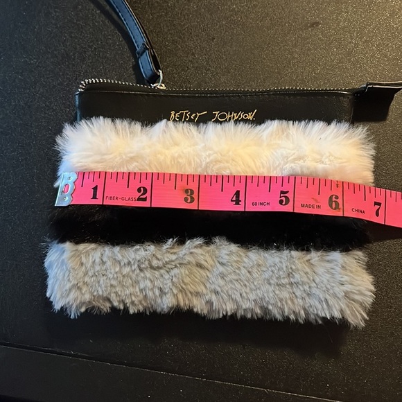 Fuzzy Betsey Johnson wristlet - fun and kitschy! EUC - Picture 4 of 4
